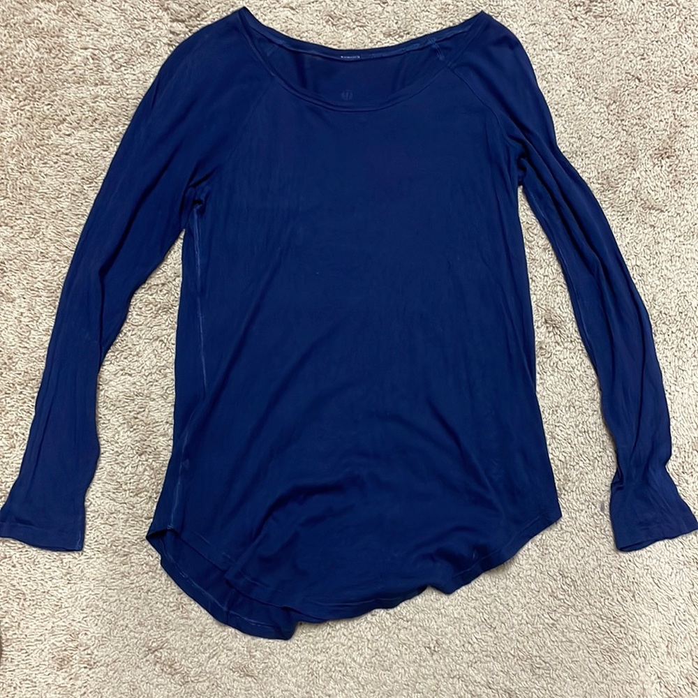 Lululemon long sleeve top lightweight sz 6